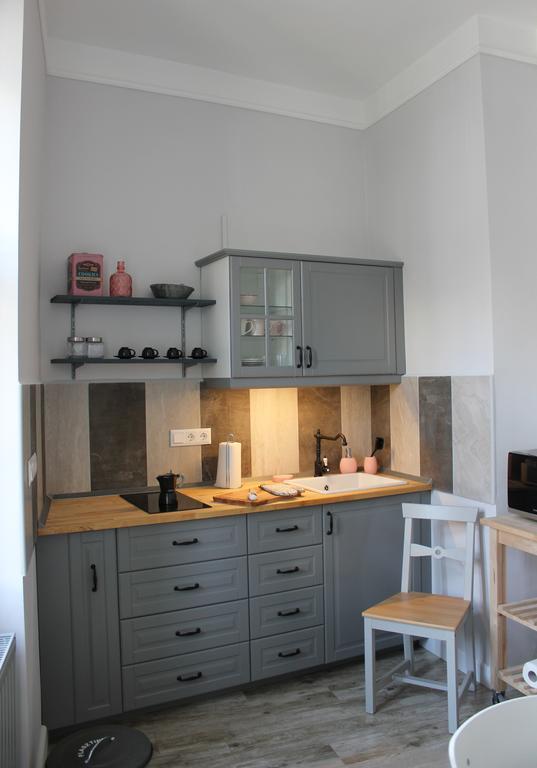 Óváros Apartman Veszprém Esterno foto