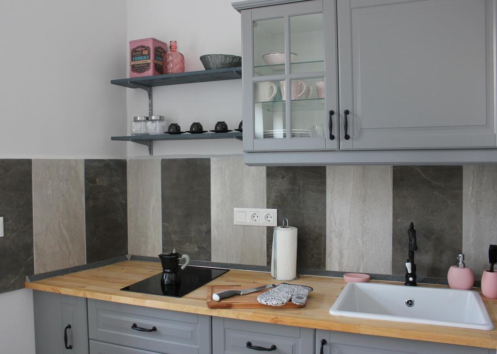 Óváros Apartman Veszprém Esterno foto