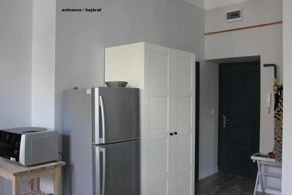 Óváros Apartman Veszprém Esterno foto