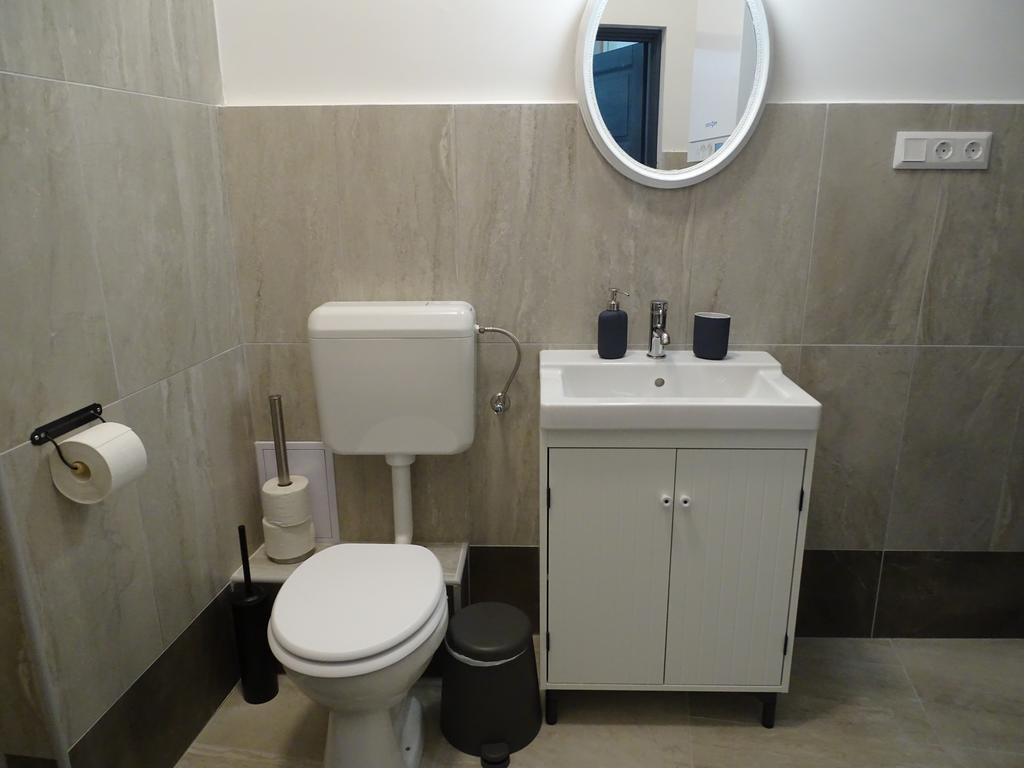 Óváros Apartman Veszprém Esterno foto